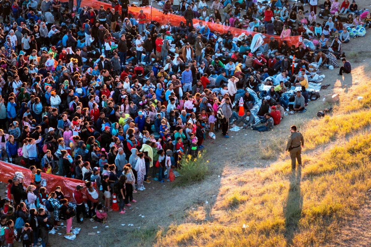 Biden Seeks Mexico's Assistance Amid Unprecedented Migrant Surge at US Border