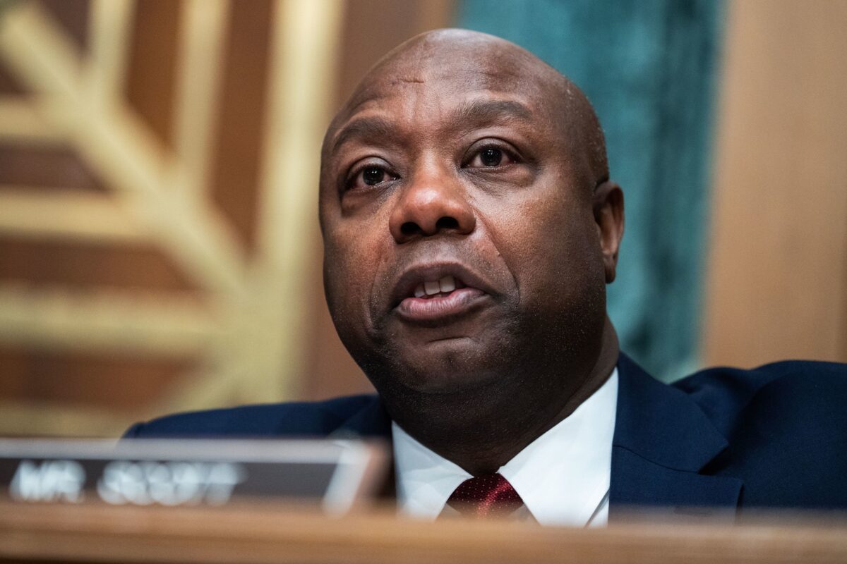 Sen. Tim Scott Poised to Back Trump