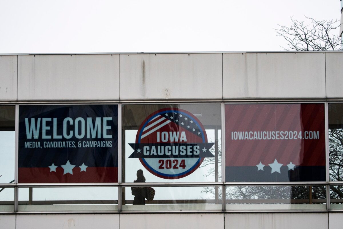 Trump Dominates Iowa's Republican Caucuses