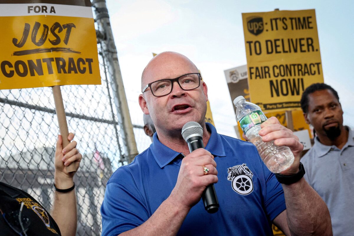 President Biden Courts Teamsters Union Vote Amidst Competition with Trump