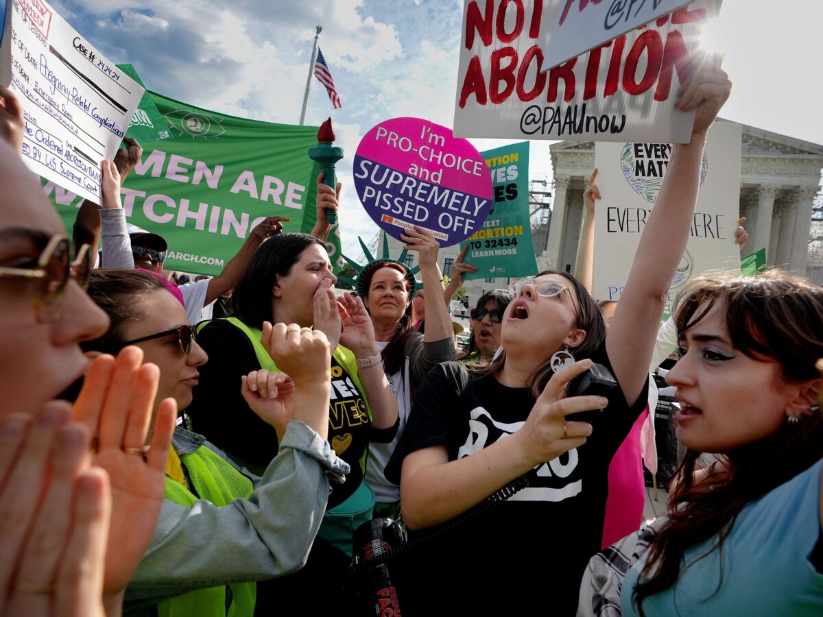 US Public Remains Divided Over Abortion Laws